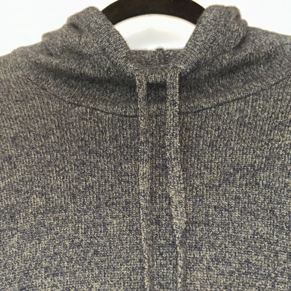 Banana Republic Men's Italian Yarn Hoodie Sweater M Gray Casual Preppy Golf
